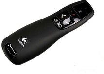 Logitech Wireless Presenter R400 (910-001356) - Prezenter - hatótávolsága: 15 m, USB vevőegység, lézer pointer